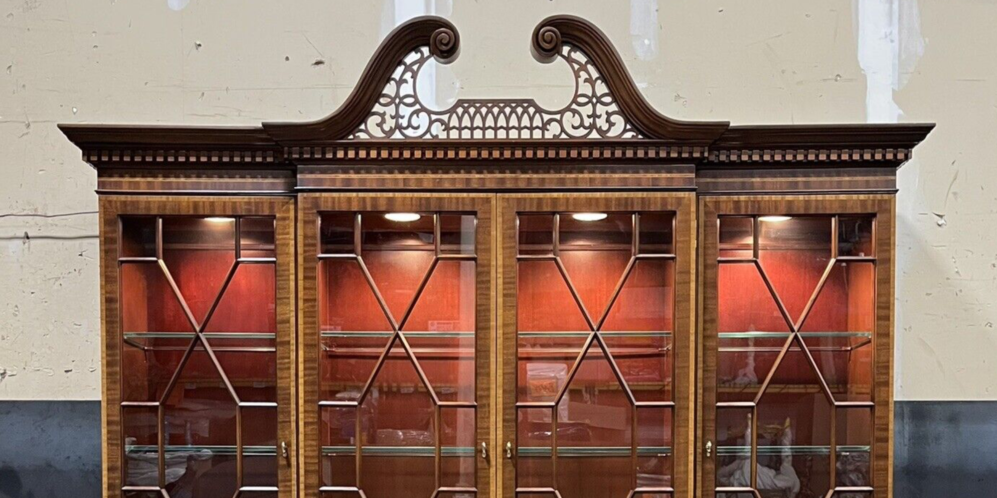 How to Buy an Antique Curio Cabinet - Home Bars USA