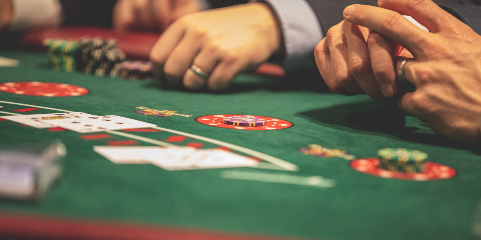 Octagon Poker Table - Home Bars USA