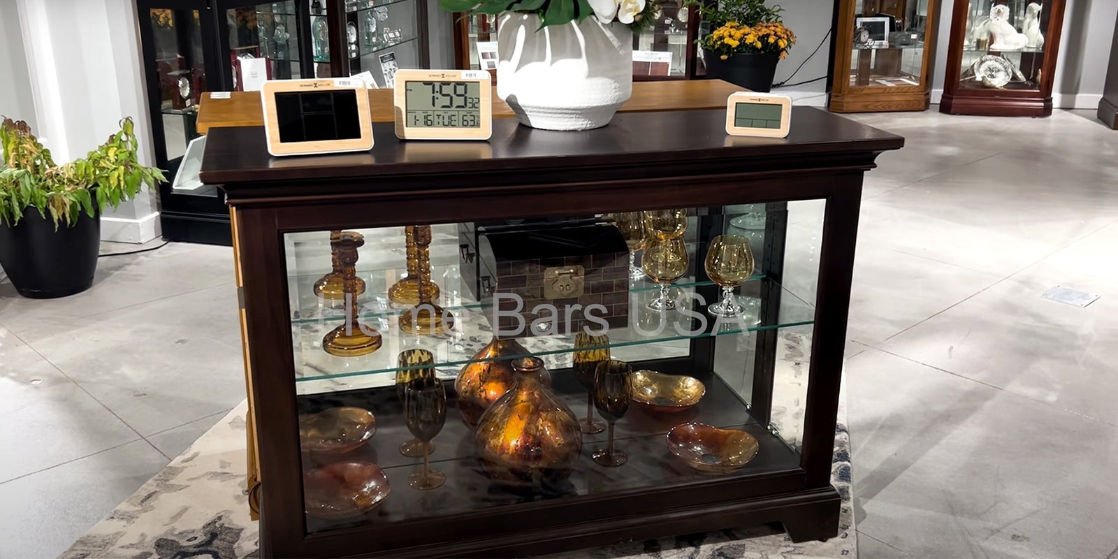 Organizing Small Items with a Mini Curio Cabinet