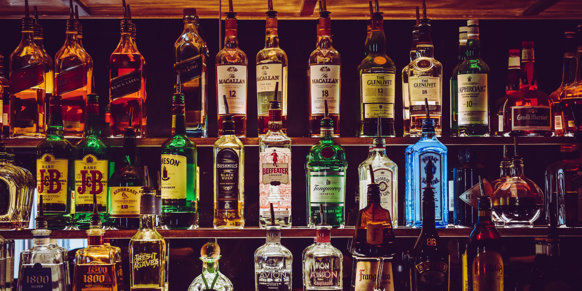 A Guide to Stocking a Home Bar That Is Always Ready for Guests