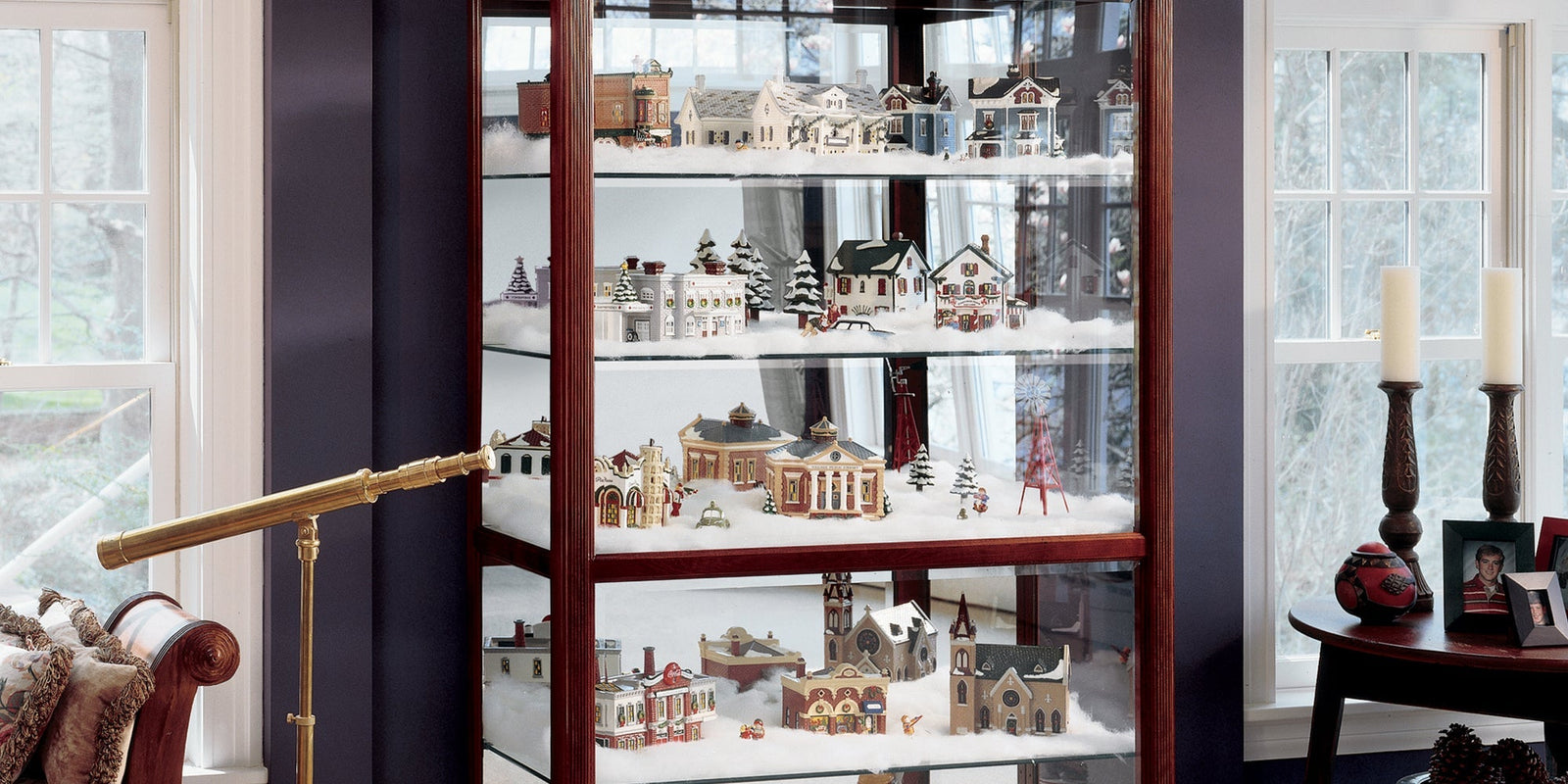 Transform Your Living Room with a Christmas-Themed Curio Cabinet Display