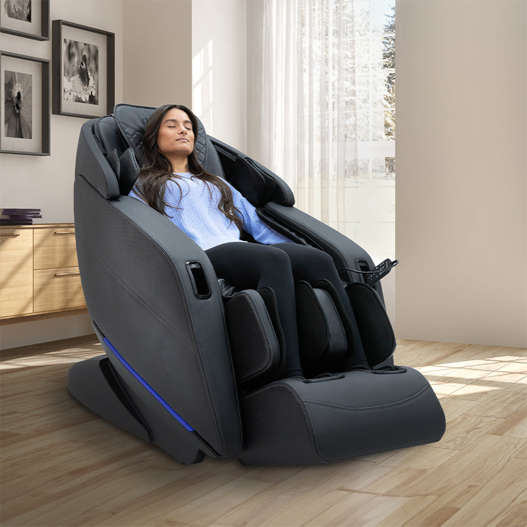 Kyota Yugana 4D Massage Chair M780 in Black lifetyle