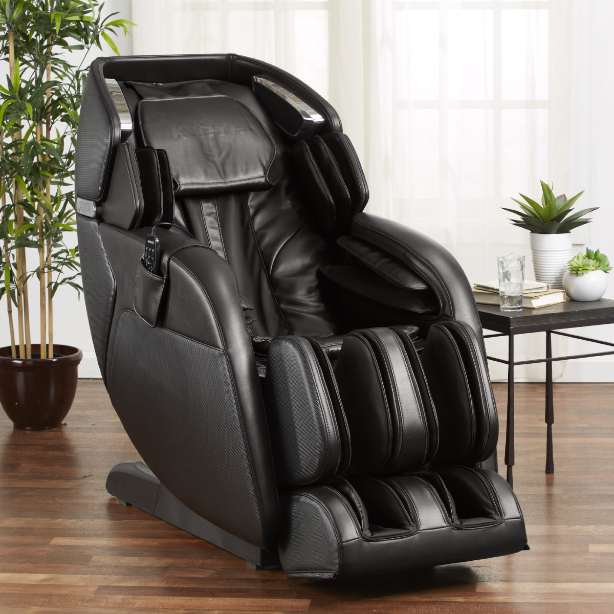 Kyota Kenko 3D/4D Massage Chair M673 in Black real photo in interior - Home Bars USA
