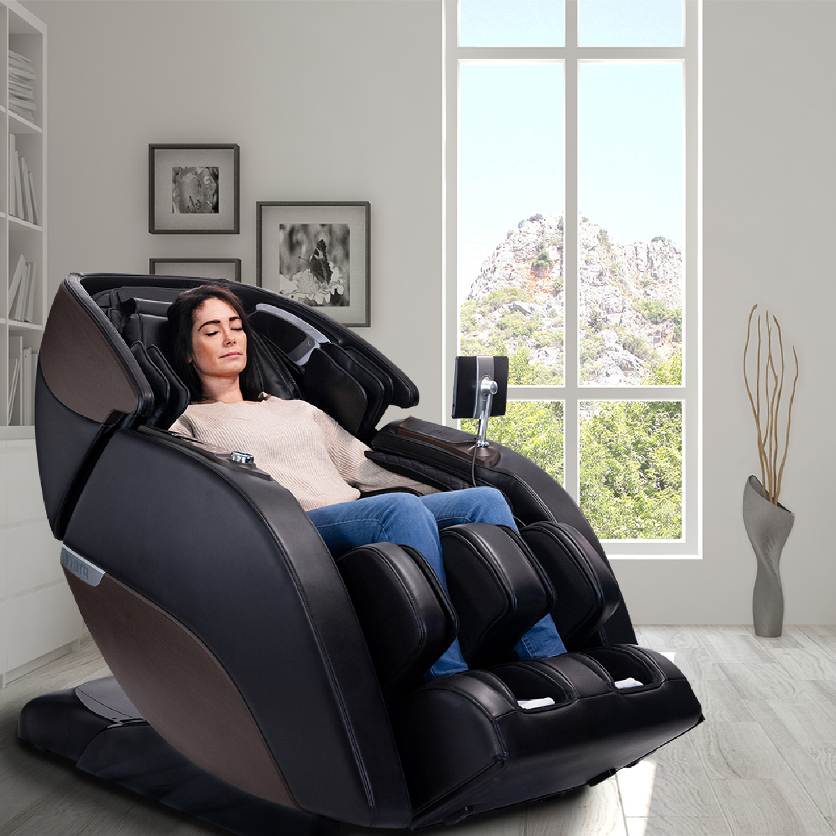 Kyota Nokori Syner-D Massage Chair M980 lifestyle - Home Bars USA